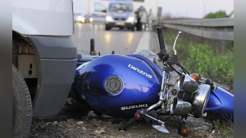 'Farg`onada bojxona xodimi motosiklda avtohalokatga uchrab, hodisa joyida vafot etdi'ning rasmi