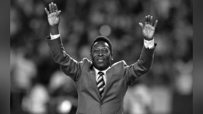 'Braziliyada  futbol qiroli Pelening vafoti munosabati bilan 3 kunlik motam e`lon qilindi'ning rasmi