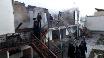 'Farg`onada yirik yong`in yuz berdi. Uy egasi o`g`lining kuygan holdagi jasadi topildi'ning rasmi