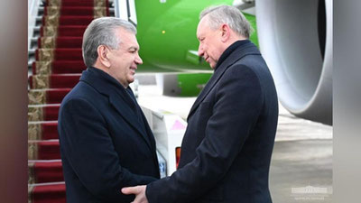 'Shavkat Mirziyoev Sankt-Peterburgga etib keldi'ning rasmi
