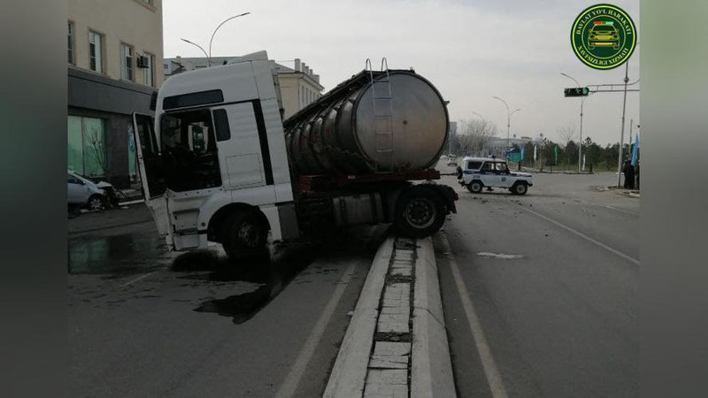 'Farg`onada “Kobalt” va yuk mashinasi to`qnashdi'ning rasmi