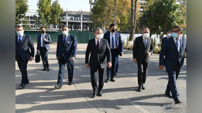 'Prezident Toshkent arxitektura-qurilish institutining yangi binosini borib ko`rdi (foto)'ning rasmi