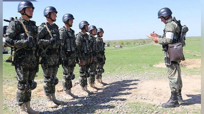'“Umumiy harbiy majburiyat va harbiy xizmat to`g`risida”gi Qonuniga o`zgartish va qo`shimchalar kiritiladi.'ning rasmi
