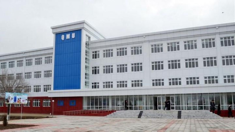 'Talabalarni majburiy ishga jalb qilgan universitet rahbarlari ishdan bo`shatildi 'ning rasmi