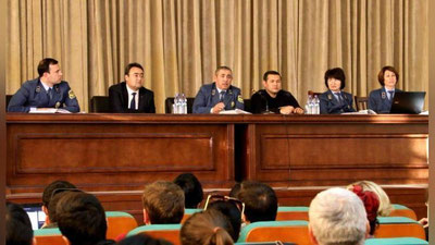 'Tadbirkorlik sub`ektlariga umumbelgilangan soliqlarni to`lashga o`tish tartibi tushuntirilmoqda'ning rasmi