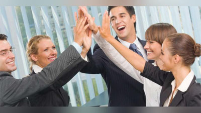 Изрображение 'КАК ВЛИТЬСЯ В НОВЫЙ КОЛЛЕКТИВ?'