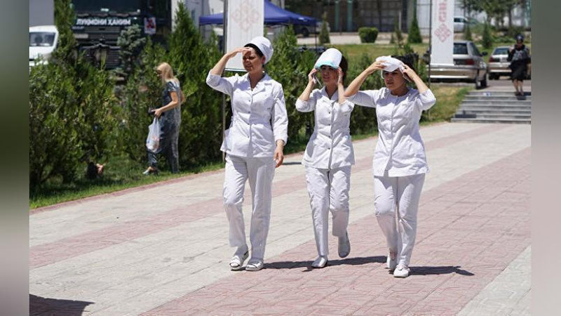 'Bugun O`zbekistonda quruq va juda issiq havo saqlanib turadi, kuchli shamol bo`lishi mumkin'ning rasmi