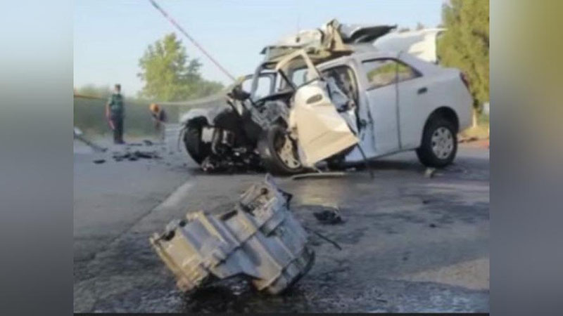 'Сурхондарёда "КамАЗ" билан тўқнашган "Cobalt" ҳайдовчиси вафот этди (видео)'ning rasmi