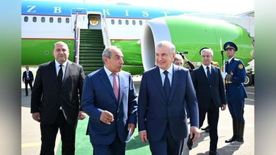 'O`zbekiston Prezidenti Fuzuliyga etib bordi'ning rasmi