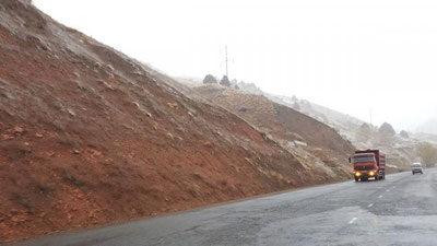 '"Qamchiq" dovoni avtomobillar harakatlanishi uchun ochildi'ning rasmi