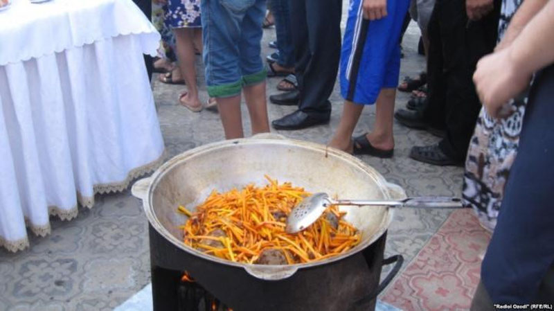 'XO`JANDDA PALOVDAN OMMAVIY ZAHARLANISh YuZ BERDI, 4 KIShI VAFOT ETDI'ning rasmi