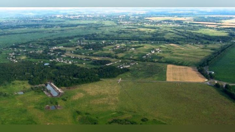 'Toshkent viloyati prokuraturasi talon-toroj qilingan erlarni qaytarmoqda'ning rasmi