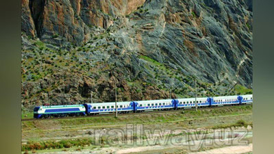 Изрображение 'Жара внесла коррективы в порядок движения ж/д поездов'