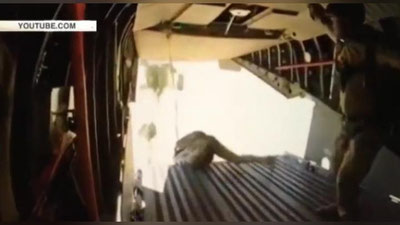 Изрображение 'КОМИЧНОЕ ДЕСАНТИРОВАНИЕ АФРИКАНСКИХ ПАРАШЮТИСТОВ ПОПАЛО НА ВИДЕО '