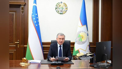 'Атроф-муҳитни асраш ва чиқиндиларни бошқаришга оид лойиҳалар тақдимот қилинди'ning rasmi