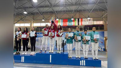 'Qilichbozlik: O`zbekiston terma jamoasi bronza medalini qo`lga kiritdi'ning rasmi