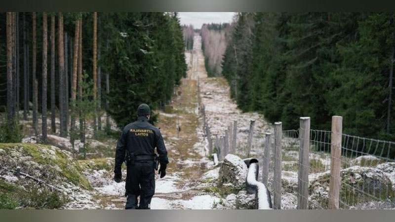 'Финляндия Россия билан чегарада девор қуришни бошлади'ning rasmi