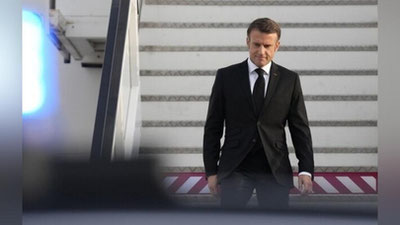 'Fransiya Prezidentini Samarqandda Aripov kutib oldi'ning rasmi