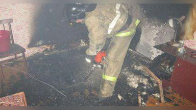 'Quvadagi xonadonlardan birida yong`in yuz berdi, uy egasining kuygan jasadi topildi'ning rasmi