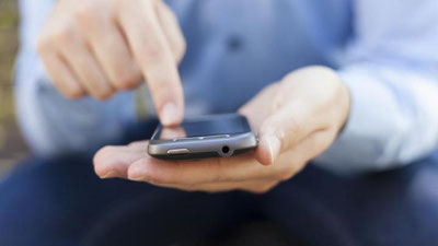 'IIV ogohlantiradi: hech qachon hech kimga SMS orqali sizga kelgan kartangizni tasdiqlovchi kod raqamini aytmang!'ning rasmi