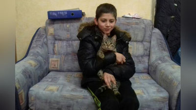 'Мушук йўқолган болани совуқдан асради'ning rasmi