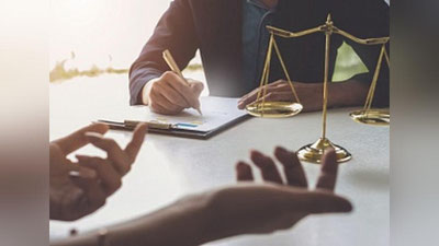 'Hisobchilar korxona mablag`larini talon-toroj qilishgan'ning rasmi