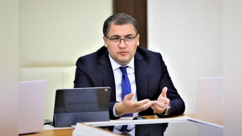 'Русланбек Давлетов адлия вазири лавозимидан озод этилди'ning rasmi