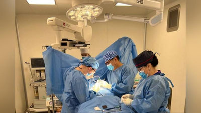 'O`zbekistonda ilk bor bir yarim yoshli bolaning umurtqa pog`onasida murakkab operasiya o`tkazildi'ning rasmi