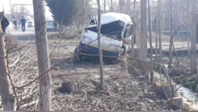 'Farg`onada tor yo`lda yuqori tezlikda kelgan “Nexia” “Damas”ni uchirib yubordi. Qurbon bor (video)'ning rasmi