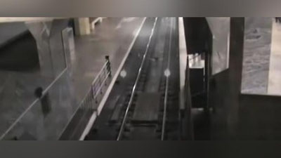 Изрображение 'В ЛОНДОНСКОМ МЕТРО ЗАМЕЧЕН ПОЕЗД-ПРИЗРАК (ВИДЕО)'