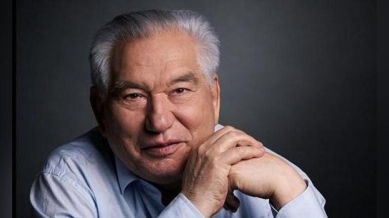 'ChINGIZ AYTMATOV. 127 DAVLATDA 77 MILLION KITOBI BOSILGAN ADIBNI XOTIRLAB...'ning rasmi