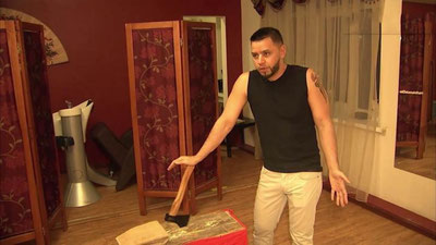 '​Қайчи ўрнига болта ишлатадиган сартарош (Видео)'ning rasmi