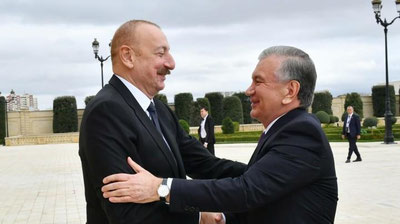 'Shavkat Mirziyoev Ilhom Aliev telefon orqali muloqotda bo`ldi'ning rasmi