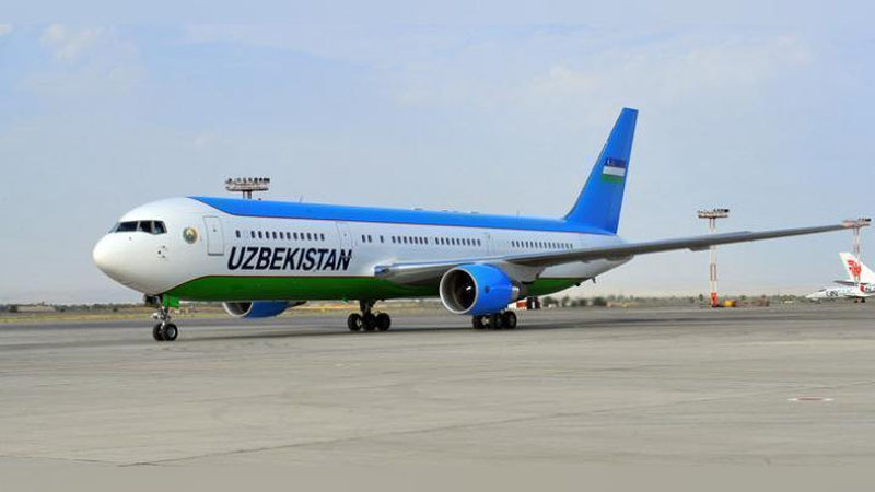 'Toshkent - Mumbay yo`nalishidagi samolyoti Samarqandga favqulodda qo`ndi'ning rasmi