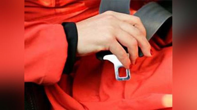 'Бир кунда хавфсизлик камари тақмаслик билан боғлиқ салкам 1000 та ҳолат қайд этилди'ning rasmi