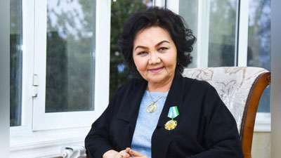'Halima Xudoyberdievaning 5 jildlik saylanmasi nashrga tayyorlanmoqda'ning rasmi