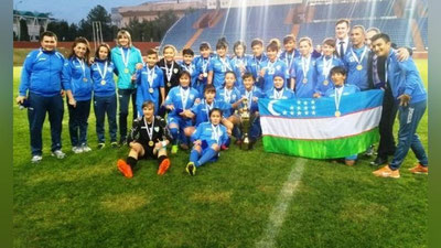 Изрображение 'ФУТБОЛИСТКИ УЗБЕКИСТАНА ЗАВОЕВАЛИ КУБОК CAFA'