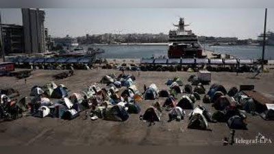 'Gresiya qochoqlarni qabul qiladi'ning rasmi