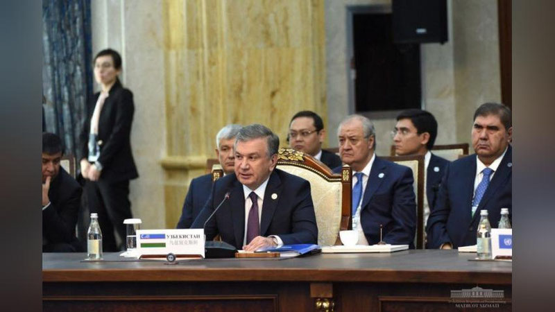 'Shavkat Mirziyoev ShHT doirasidagi amaliy hamkorlikni kengaytirishga doir muhim tashabbuslarni ilgari surdi'ning rasmi