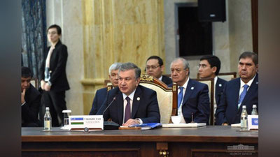 'Shavkat Mirziyoev ShHT doirasidagi amaliy hamkorlikni kengaytirishga doir muhim tashabbuslarni ilgari surdi'ning rasmi