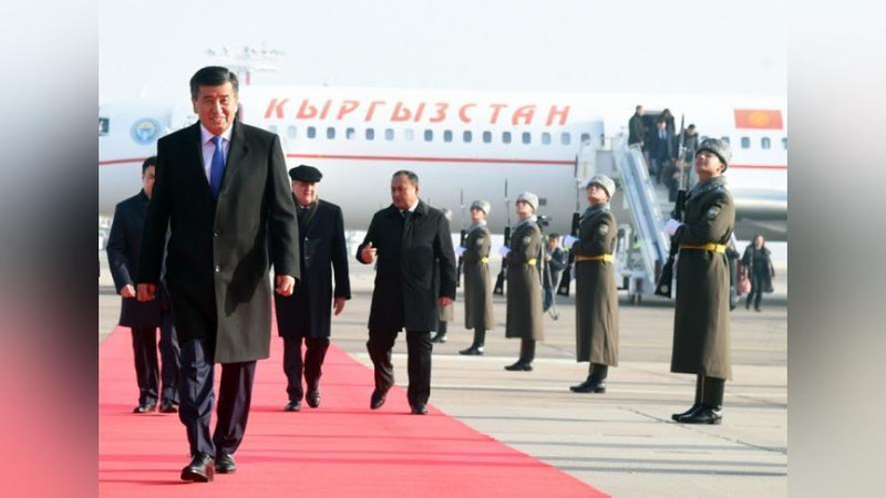 'ҚИРҒИЗИСТОН ПРЕЗИДЕНТИ ЎЗБЕКИСТОНГА КЕЛДИ'ning rasmi