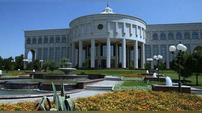 '​Oqsaroy qarorgohida Islom Karimov nomidagi ilmiy-ma`rifiy yodgorlik majmuasi tashkil etiladi'ning rasmi