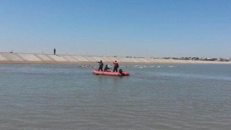 Изрображение 'НА СОРЕВНОВАНИЯХ ПО ТРИАТЛОНУ В ТЕРМЕЗЕ ЕДВА НЕ УТОНУЛА СПОРТСМЕНКА'