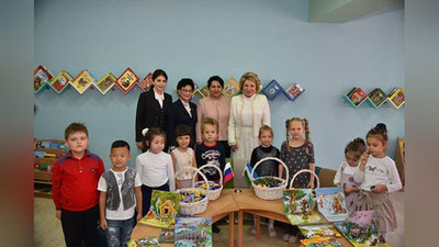'Valentina Matvienko “Baxtli bolalik” bilan tanishtirildi'ning rasmi