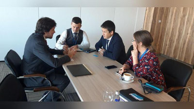 'Abdulaziz Aqqulov Sankt-Peterburgda qator xalqaro kompaniyalar rahbarlari bilan uchrashdi'ning rasmi