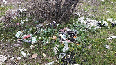 Изрображение 'ВОЛОНТЕРЫ ПРИЕХАЛИ НА ЧИМГАН УБИРАТЬ ГОРЫ МУСОРА (ФОТО, ВИДЕО)'