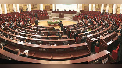 'Senatorlar "Mediasiya to`g`risida"gi qonunni ma`qulladi'ning rasmi