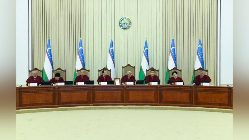'Konstitusiyaviy sud sudyalarining vakolat muddati o`zgardi'ning rasmi