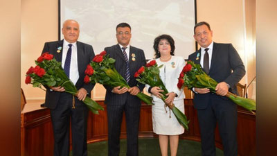 'Fidoiy shifokorlar faoliyatga munosib baho'ning rasmi