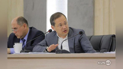 'AOKA: "Har bir jurnalist va bloger himoyada" yoxud ishdan olingan "zamhokim" 'ning rasmi